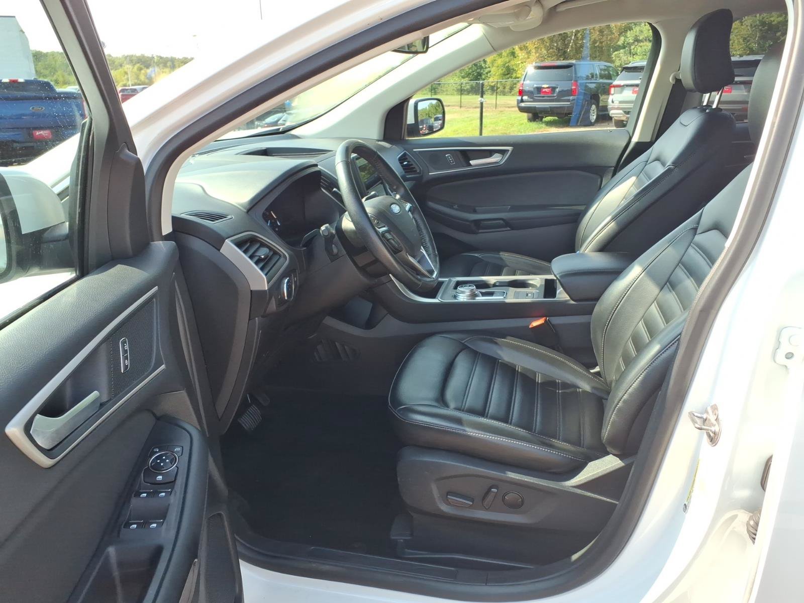Certified 2024 Ford Edge SEL AWD/4WD image 10