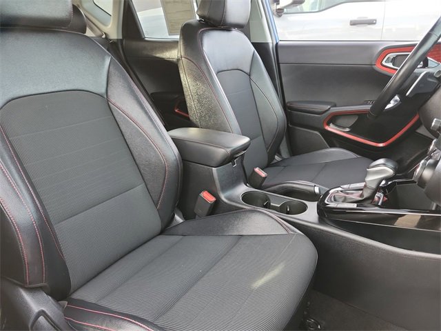 Used 2022 Kia Soul Turbo image 24