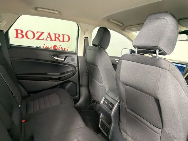 Certified 2024 Ford Edge SE image 19