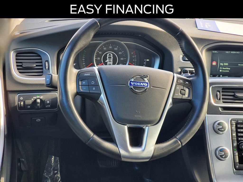 Used 2017 Volvo S60 T5 Dynamic image 8