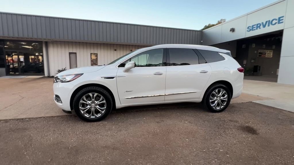 Used 2021 Buick Enclave Avenir w/ Avenir Technology Package image 3