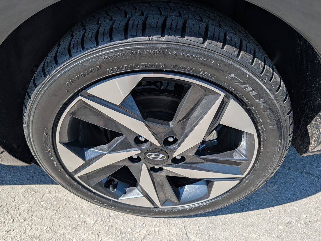 Used 2023 Hyundai Elantra SEL w/ Convenience Package image 28