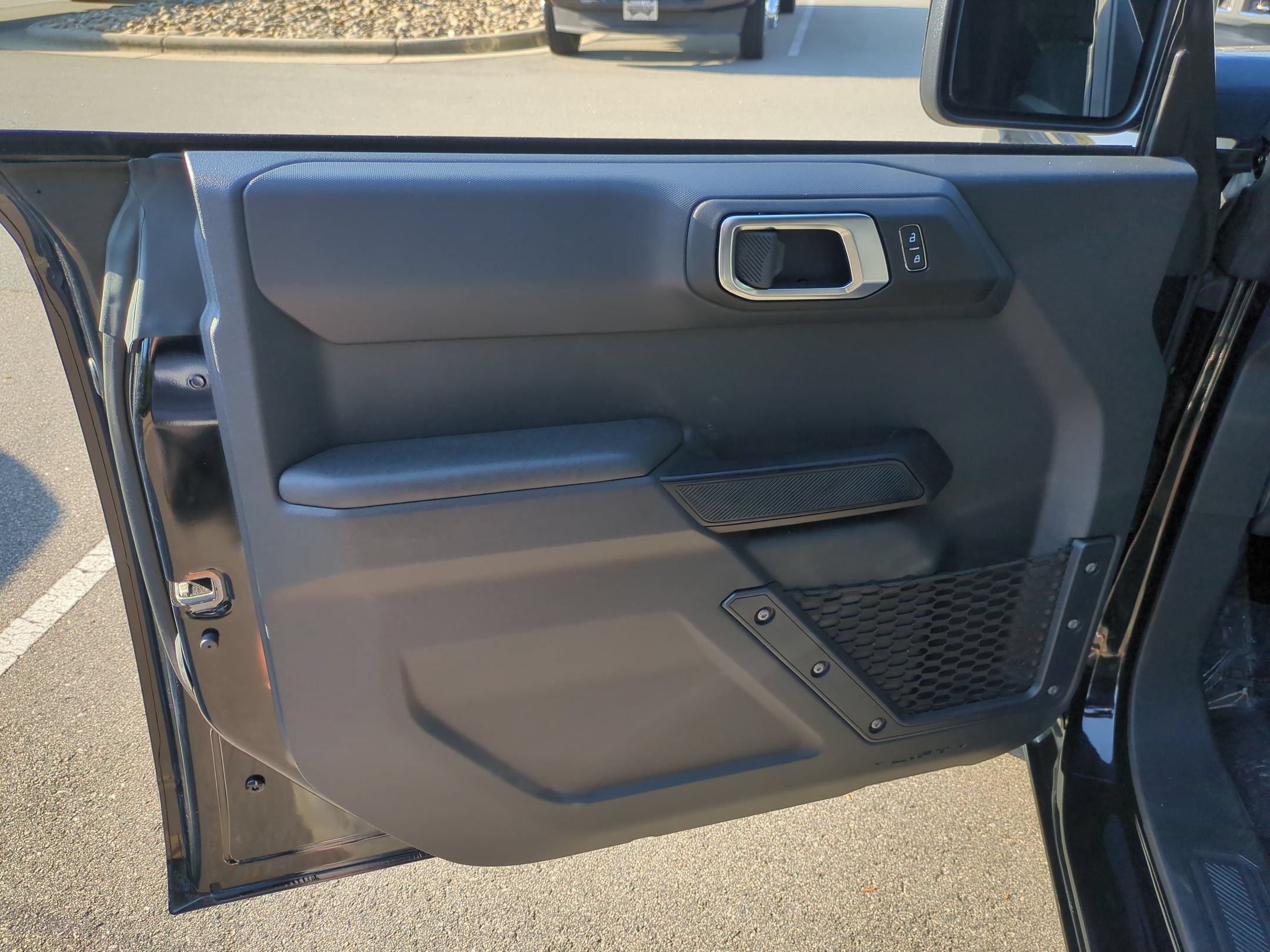 Certified 2025 Ford Bronco Big Bend AWD/4WD image 14