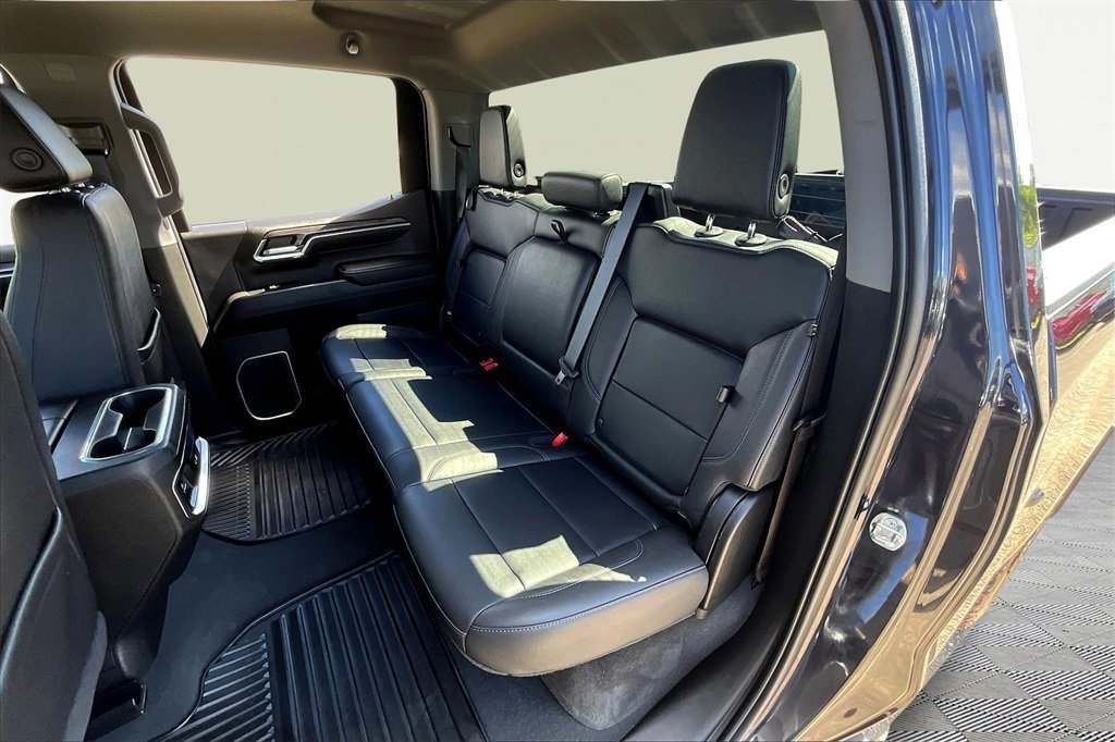 Used 2022 Chevrolet Silverado 1500 LTZ w/ Z71 Off-Road Package image 27