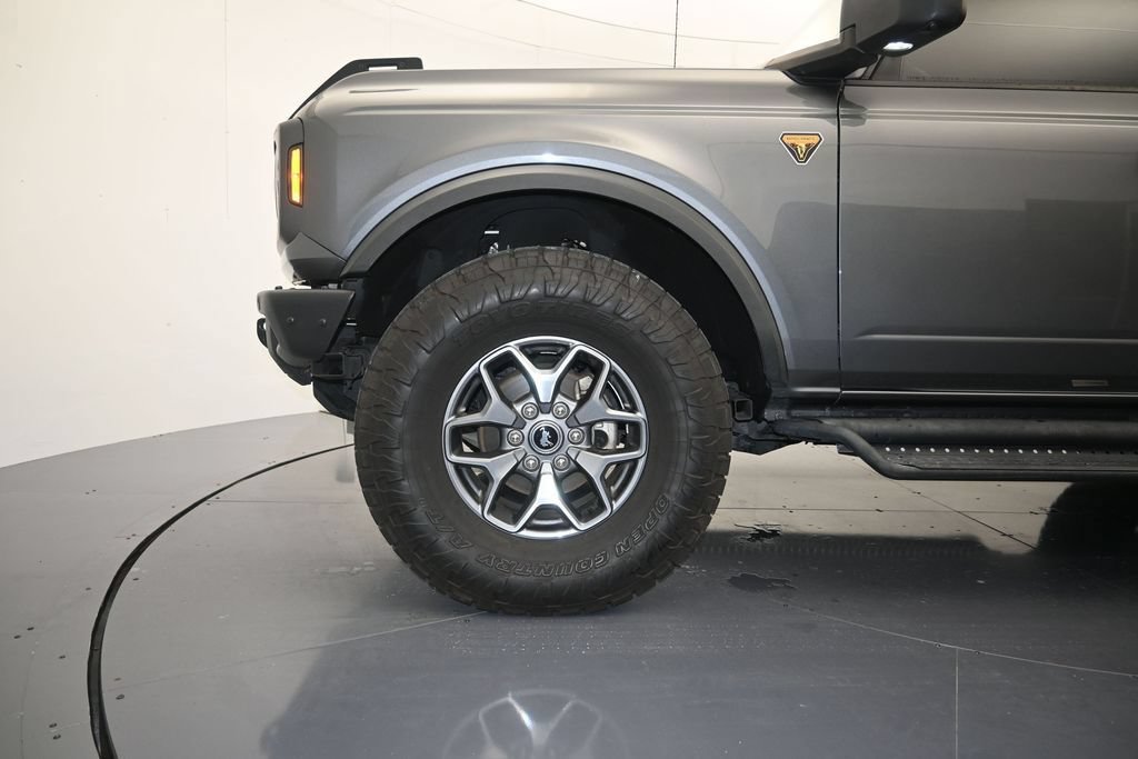 Certified 2022 Ford Bronco Badlands AWD/4WD image 9