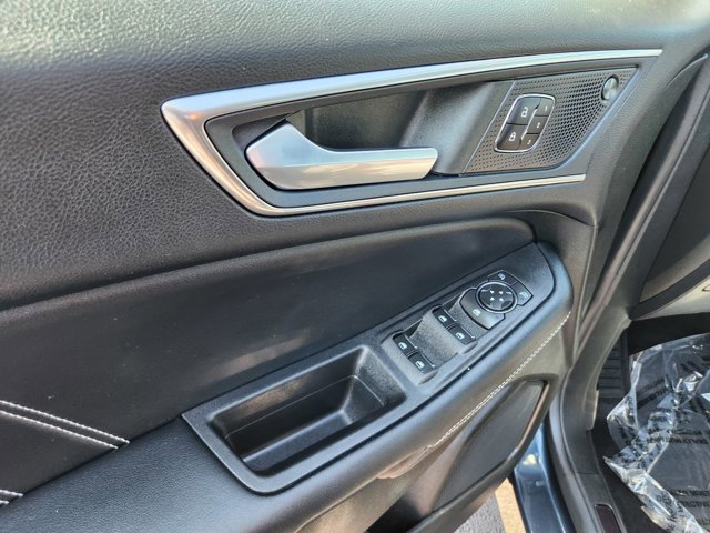 Certified 2022 Ford Edge ST w/ Cargo Accessory Package image 37