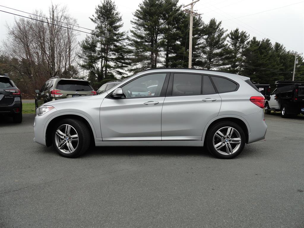 Used 2019 BMW X1 xDrive28i w/ M Sport Package image 2
