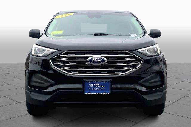 Certified 2019 Ford Edge SE image 3