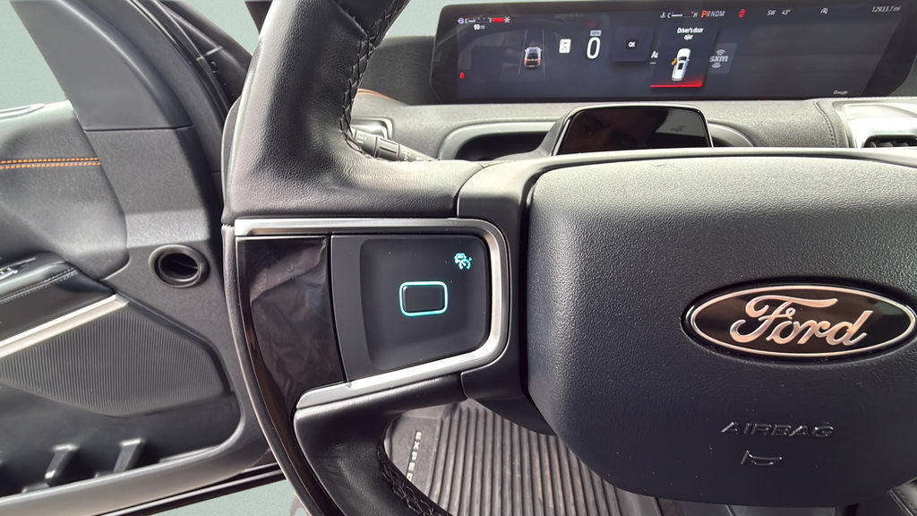 Certified 2025 Ford Expedition Tremor AWD/4WD image 33