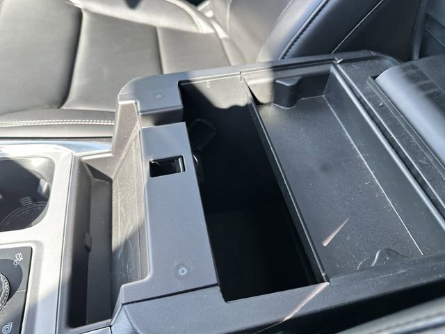 Certified 2023 Ford Explorer XLT w/ Equipment Group 202A image 27