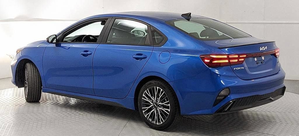 Used 2024 Kia Forte GT-Line w/ GT-Line Premium Package FWD image 4