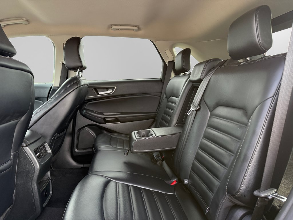 Certified 2024 Ford Edge SEL AWD/4WD image 13