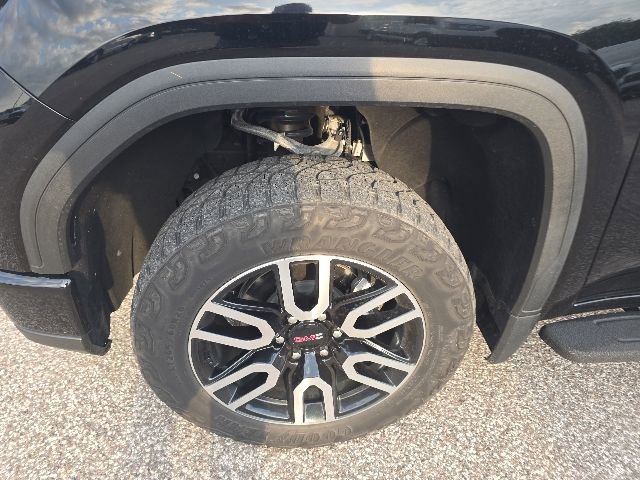 Used 2023 GMC Sierra 1500 AT4 w/ AT4 Premium Package AWD/4WD image 7