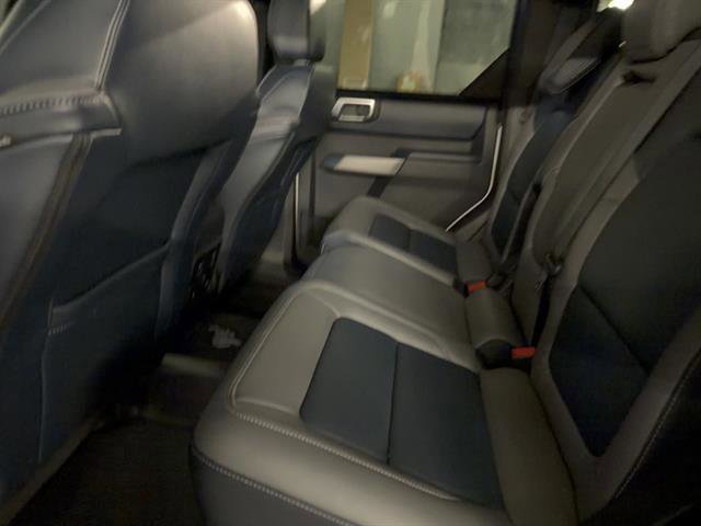 Certified 2023 Ford Bronco Outer Banks w/ Sasquatch Package image 16