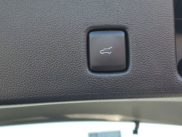 Certified 2023 Ford Escape ST-Line w/ Tech Pack #1 image 9