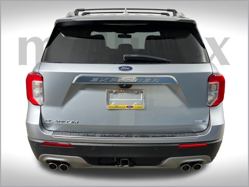 Certified 2020 Ford Explorer Platinum w/ Premium Technology Package image 8