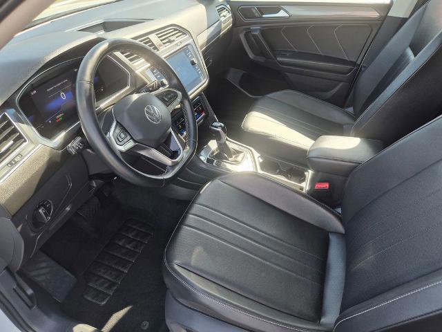 Used 2022 Volkswagen Tiguan SE image 14
