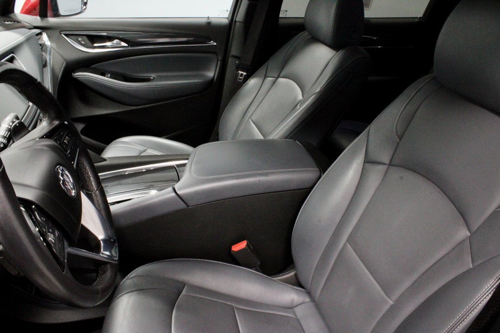 Used 2024 Buick Enclave Premium image 27