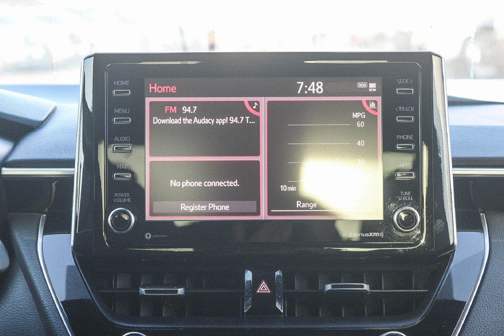 Used 2021 Toyota Corolla SE w/ Carpet Mat Package (TMS) FWD image 17