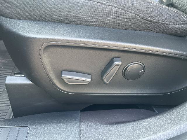 Certified 2023 Ford Escape Active AWD/4WD image 28