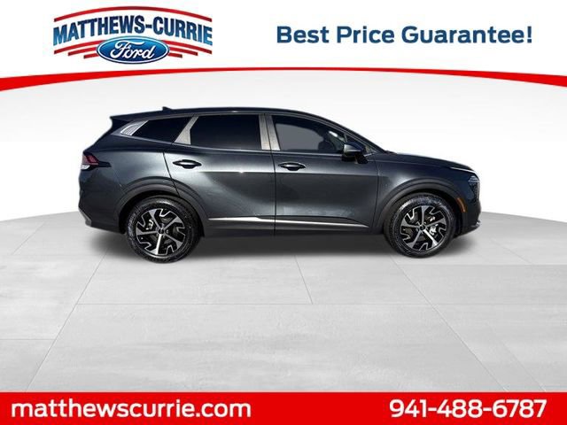 Used 2024 Kia Sportage EX image 5