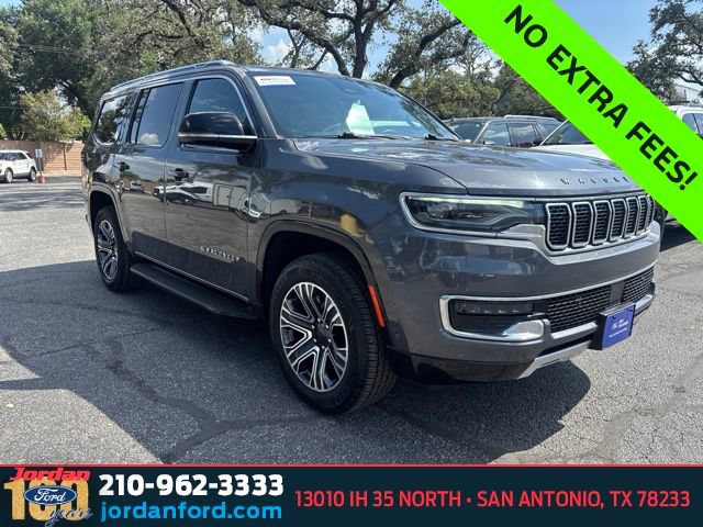 Used 2024 Jeep Wagoneer Series II w/ Flexible Seating Group RWD image 1