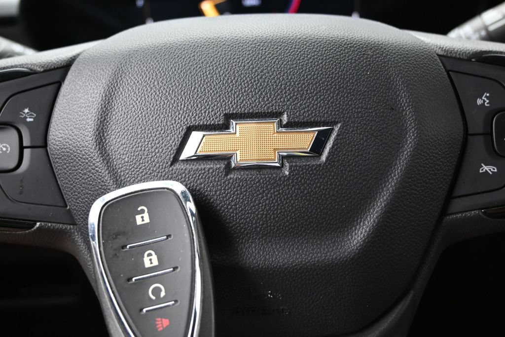 Used 2025 Chevrolet TrailBlazer LT AWD/4WD image 31