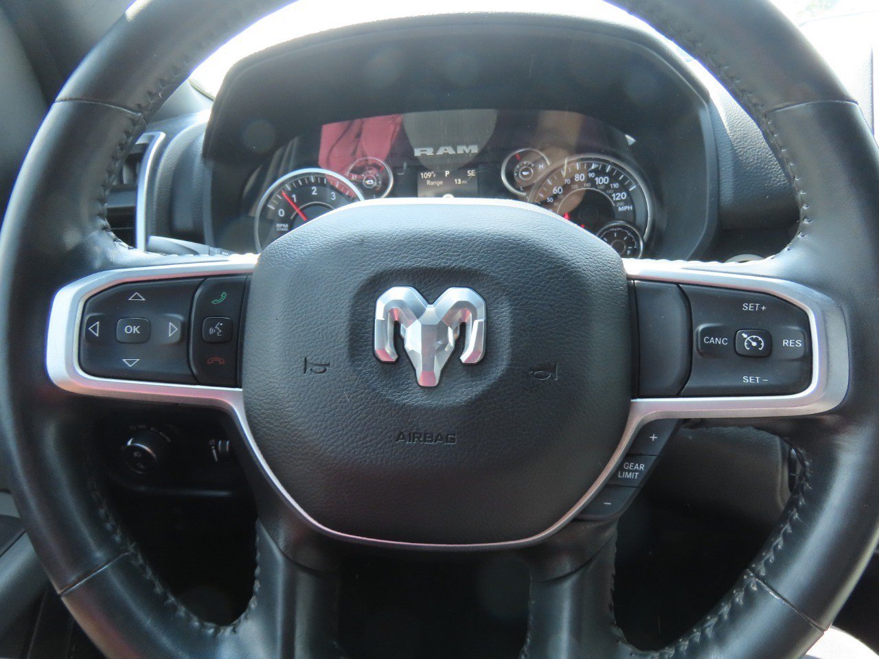 Used 2023 RAM 1500 Big Horn AWD/4WD image 27