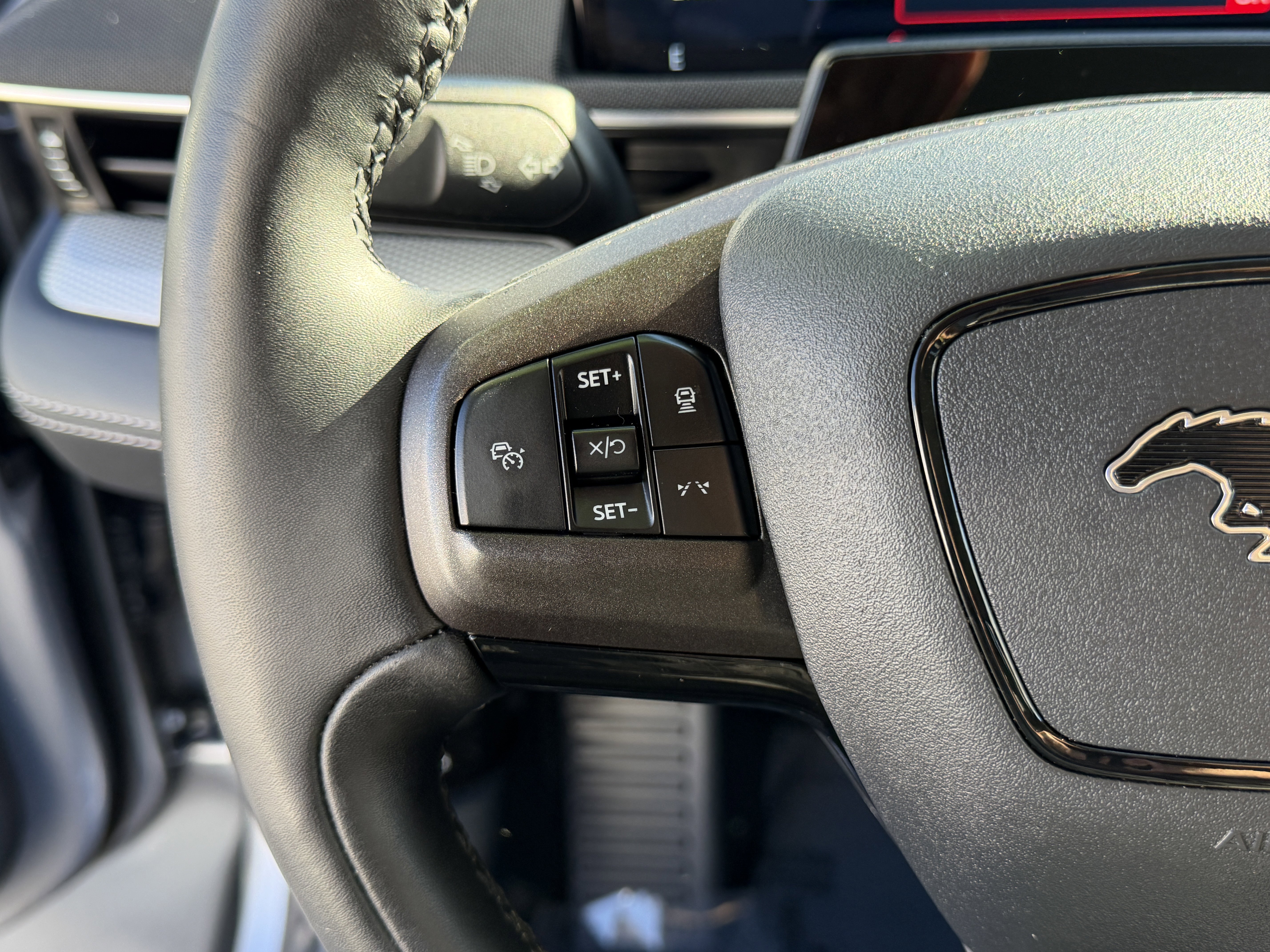 Certified 2022 Ford Mustang Mach-E Select w/ Comfort/Technology Package image 19