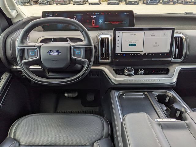 Certified 2025 Ford Expedition Platinum AWD/4WD image 16
