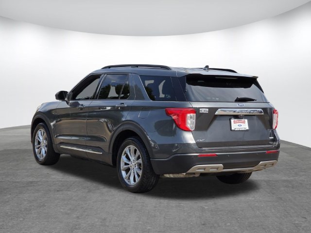 Certified 2020 Ford Explorer XLT w/ Equipment Group 202A RWD image 6