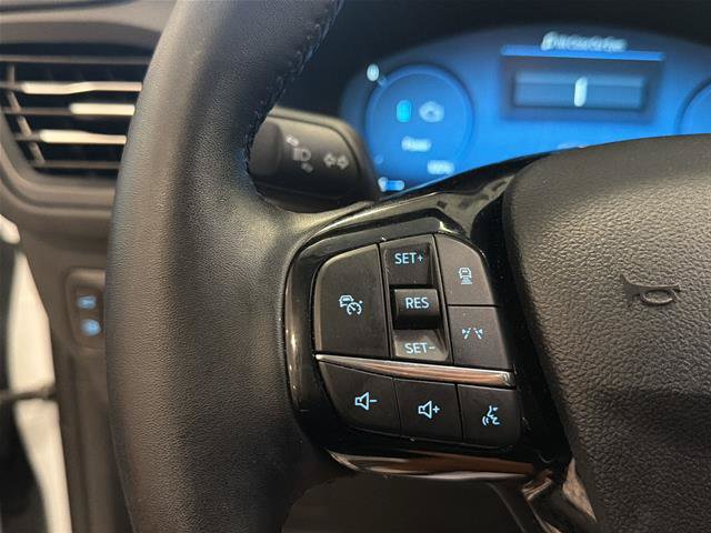 Certified 2026 Ford Escape SE w/ PHEV Premium Package FWD image 19
