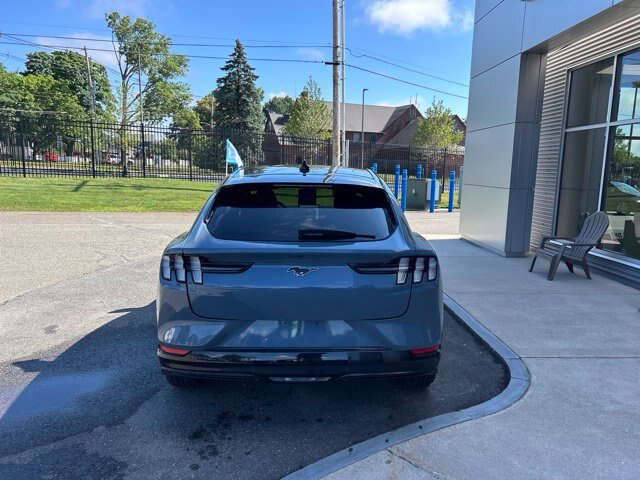 Certified 2023 Ford Mustang Mach-E Premium AWD/4WD image 6