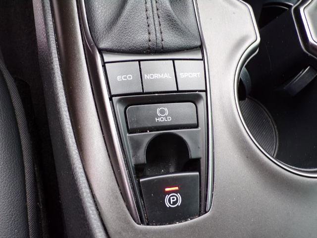 Used 2022 Toyota Camry SE image 24