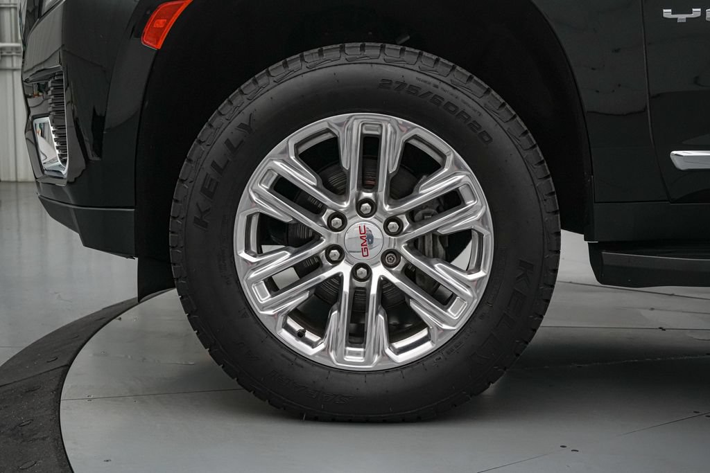 Used 2023 GMC Yukon XL SLT w/ SLT Luxury Package AWD/4WD image 10