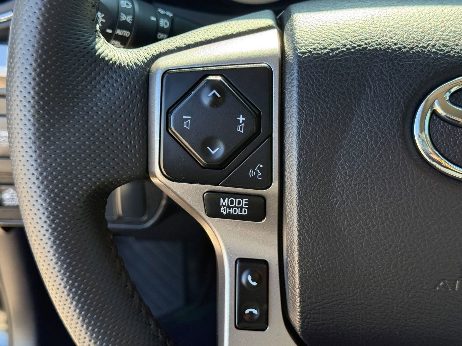 Used 2023 Toyota Tacoma SR5 image 16