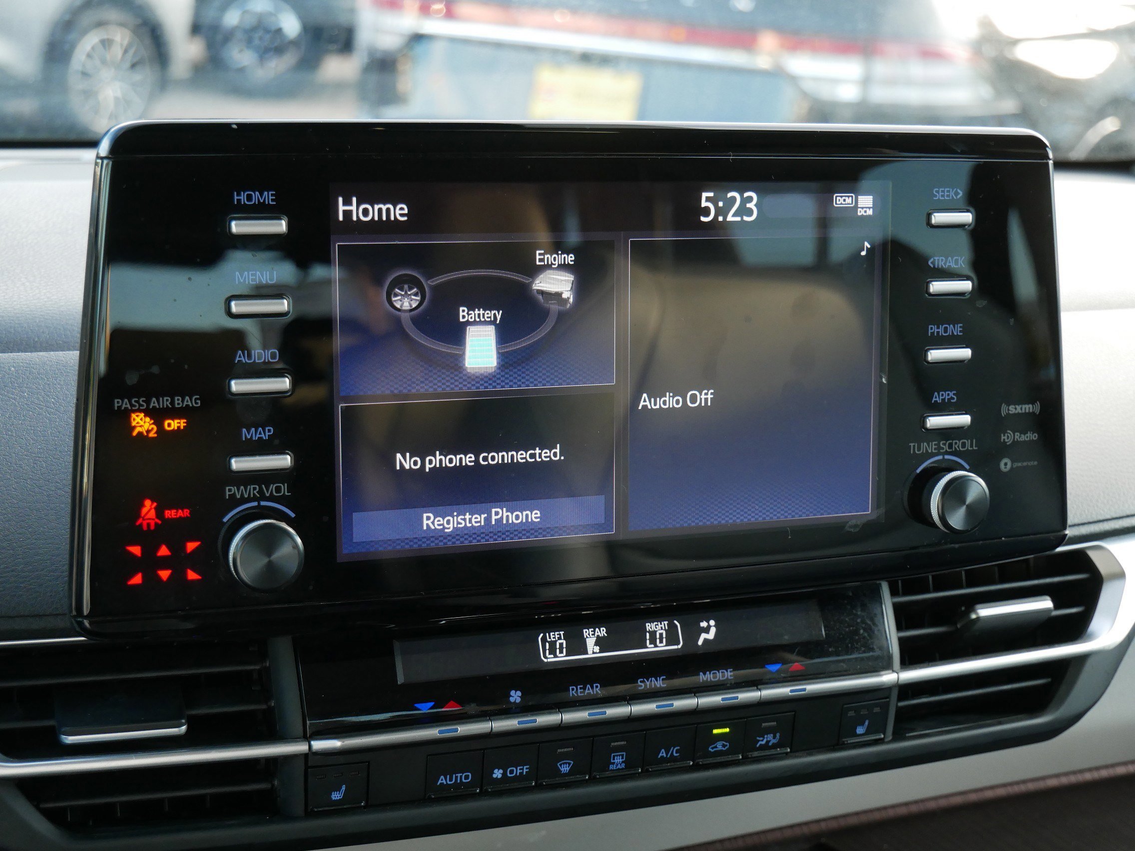 Used 2024 Toyota Sienna XLE image 22