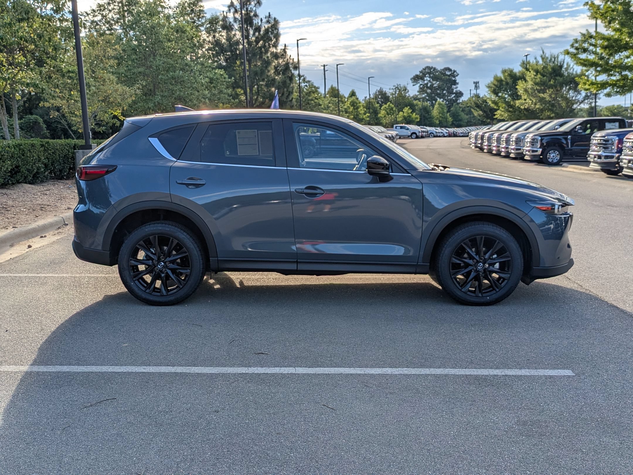 Used 2023 MAZDA CX-5 Carbon Edition AWD/4WD image 3