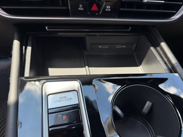 Used 2024 Volkswagen Atlas Cross Sport SE AWD/4WD image 22