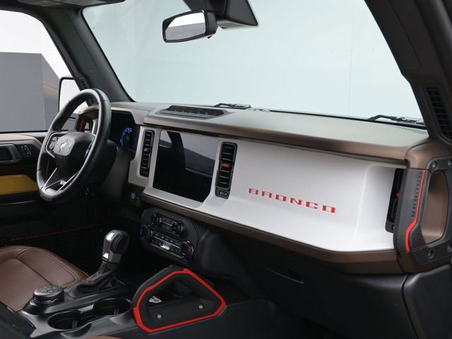 Certified 2024 Ford Bronco Heritage Edition AWD/4WD image 27