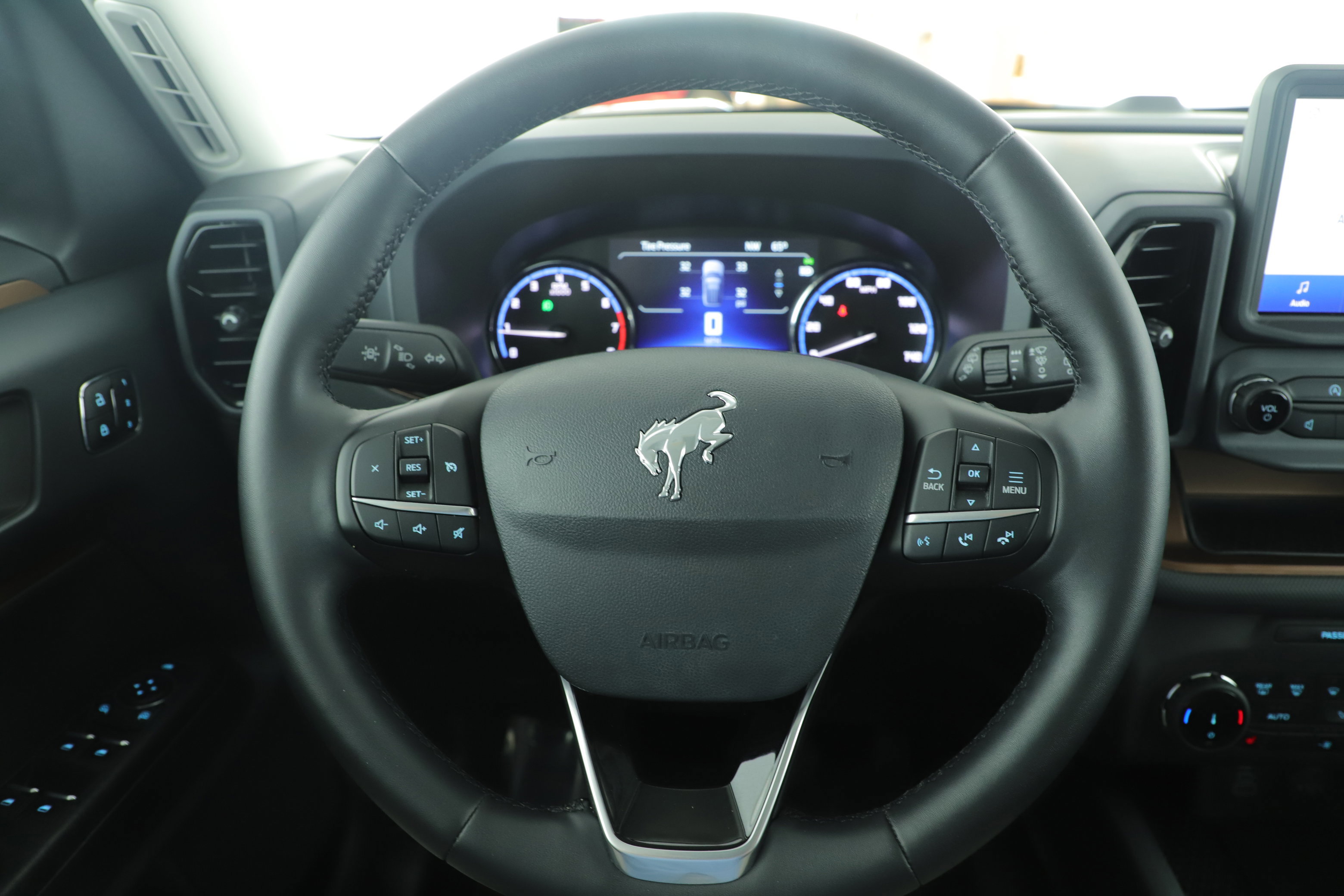 Certified 2024 Ford Bronco Sport Outer Banks image 17