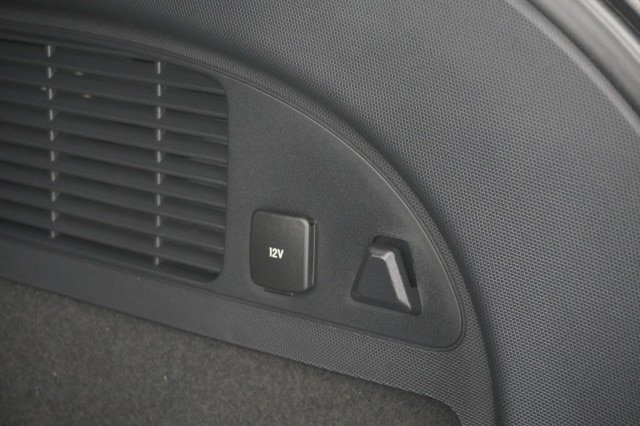 Certified 2025 Ford Mustang Mach-E Select RWD image 9