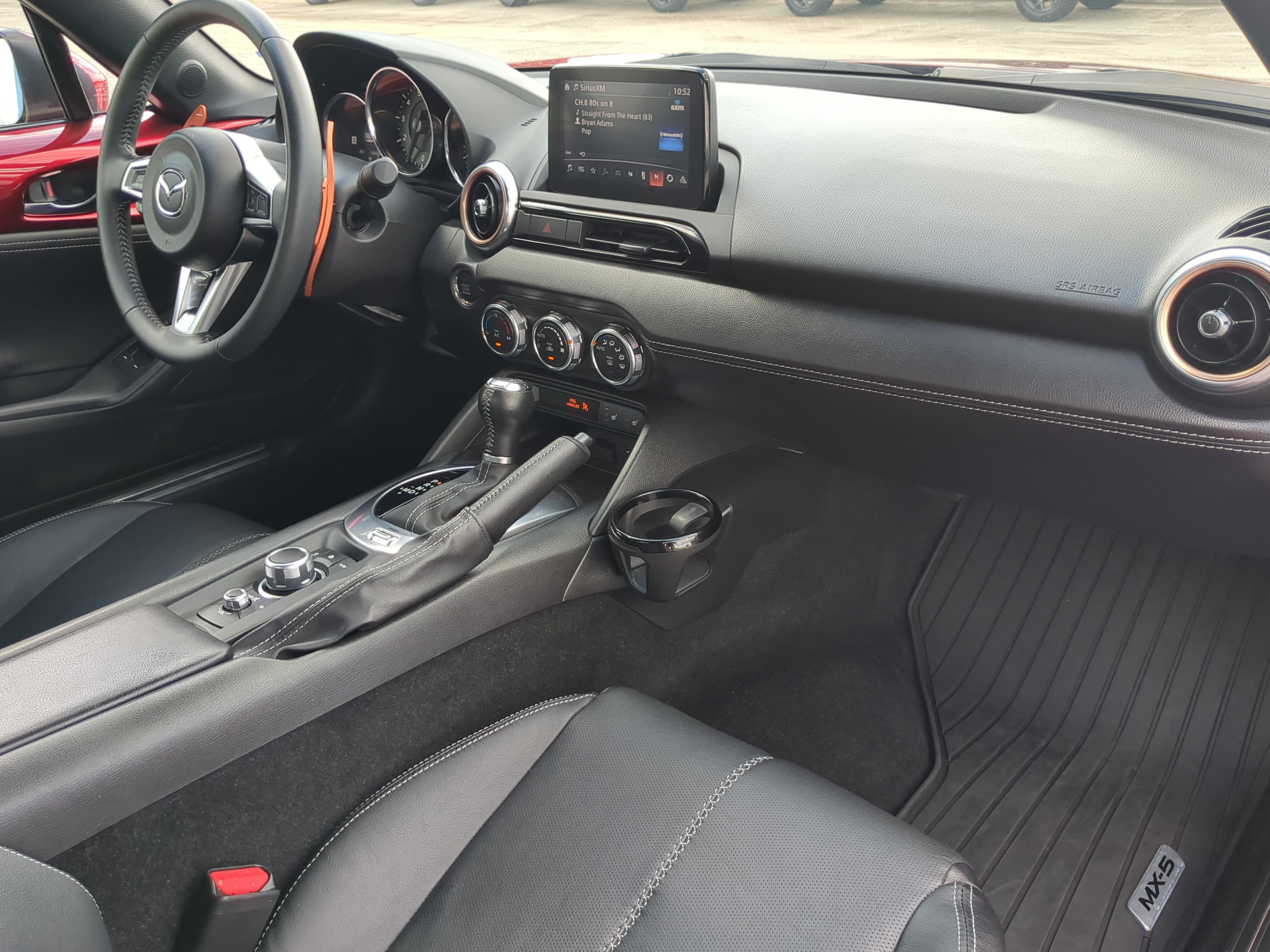 Used 2022 MAZDA MX-5 Miata Grand Touring w/ Weather Package RWD image 13