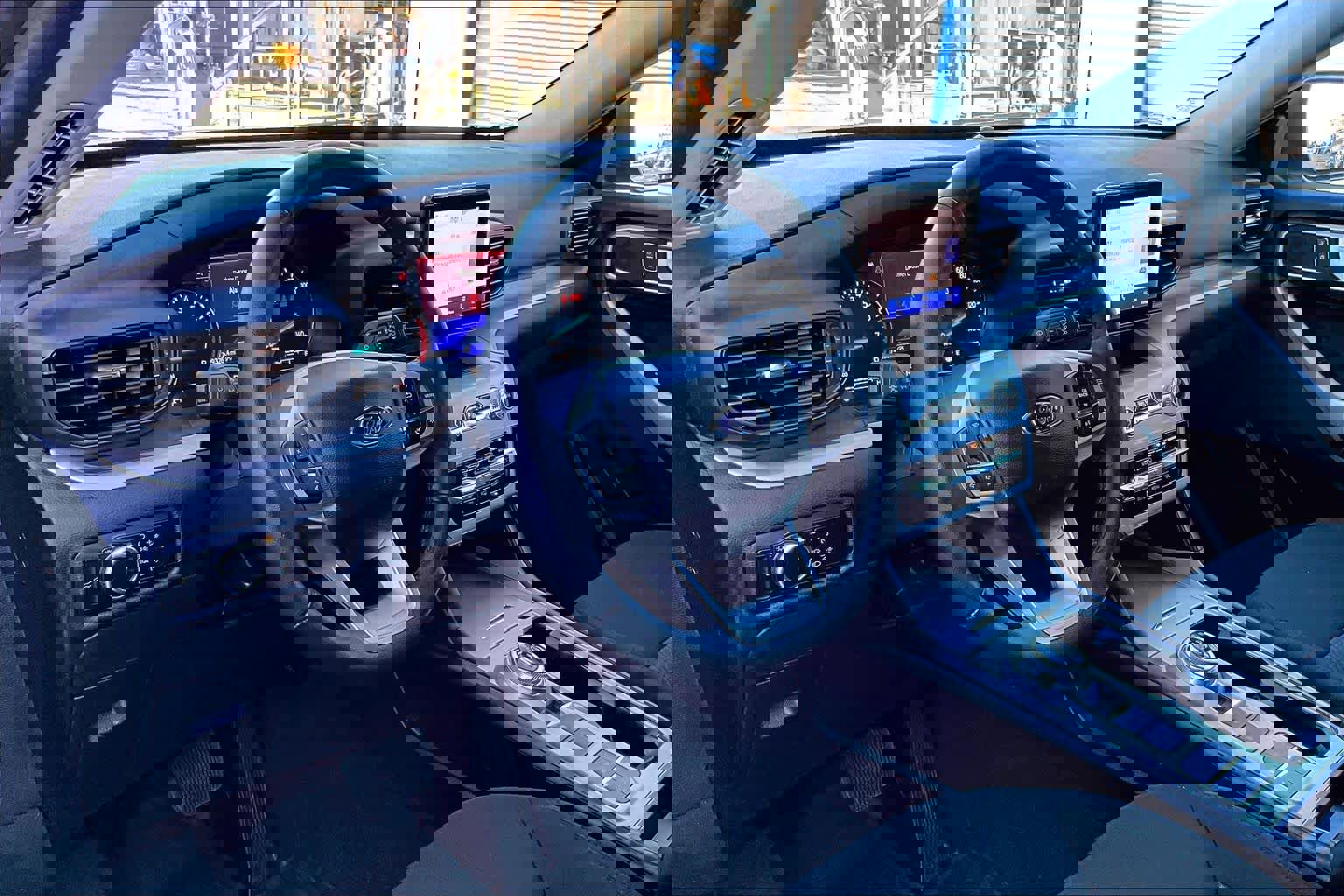 Certified 2024 Ford Explorer XLT image 21