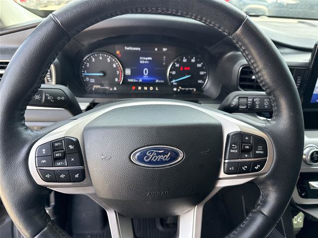 Certified 2023 Ford Explorer XLT w/ Equipment Group 202A RWD image 11