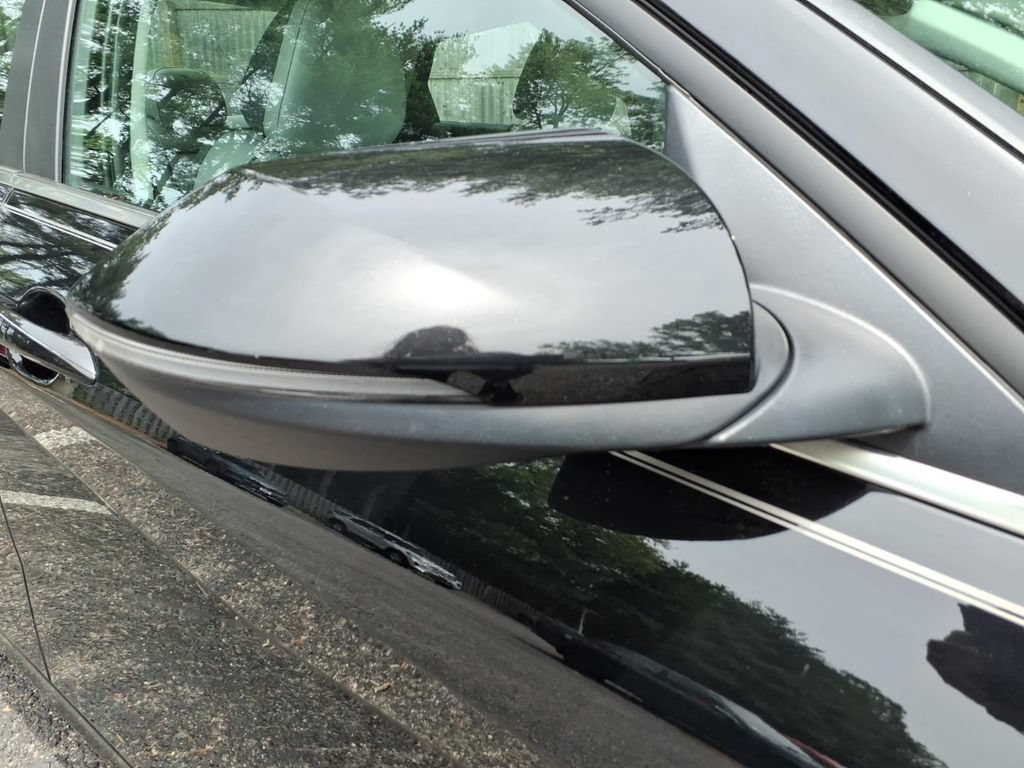 Used 2023 Hyundai Elantra Limited FWD image 8