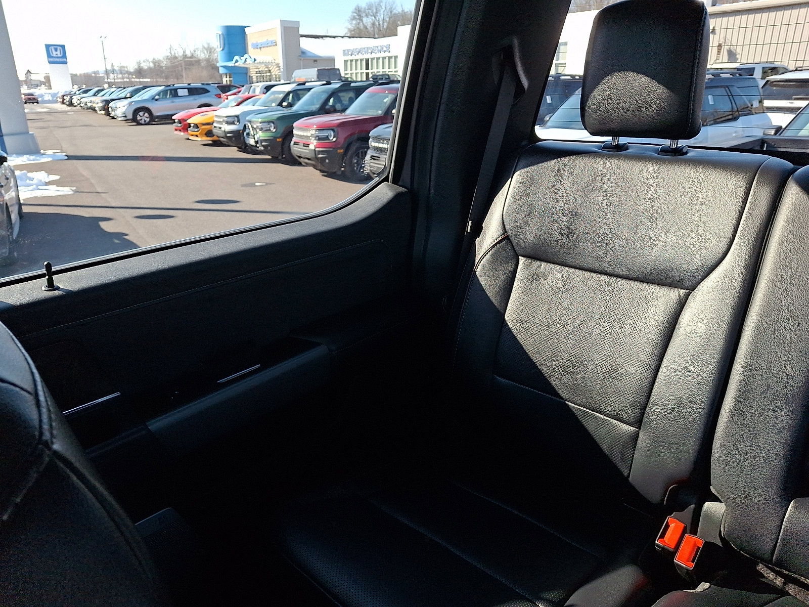 Certified 2024 Ford F350 Lariat w/ Chrome Package image 18