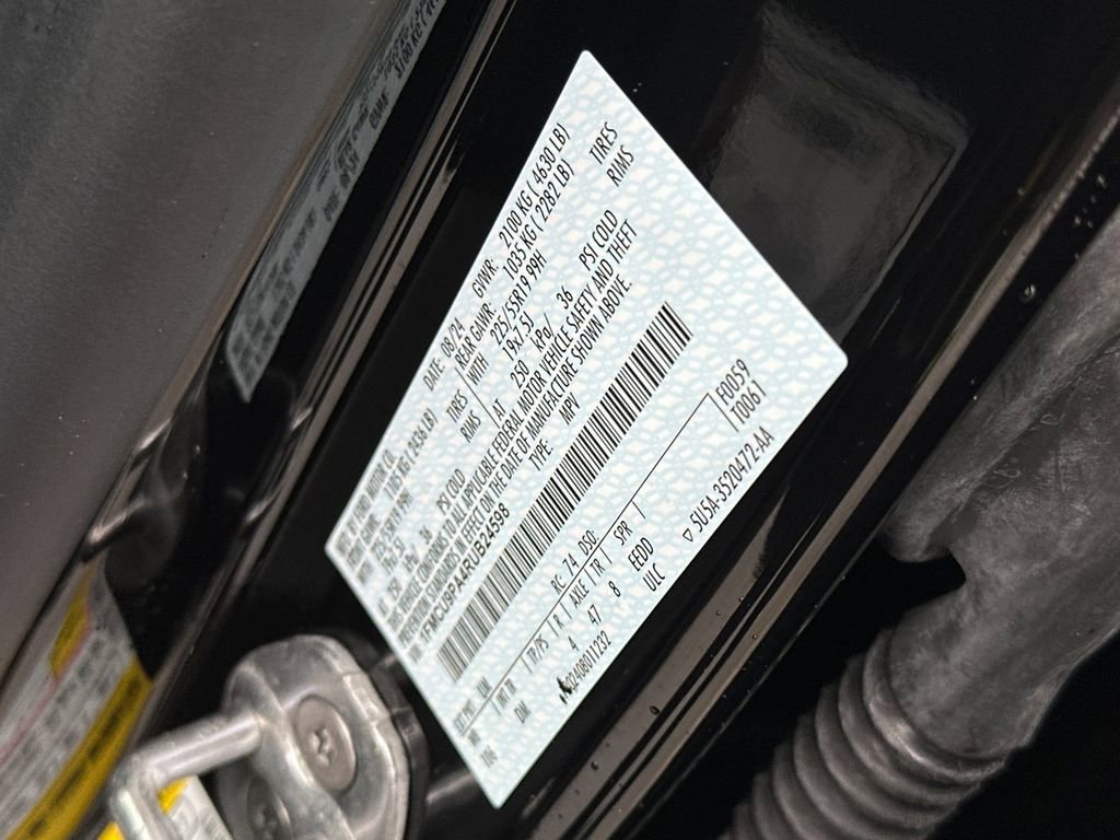 Certified 2024 Ford Escape ST-Line Elite w/ Premium Technology Package image 27