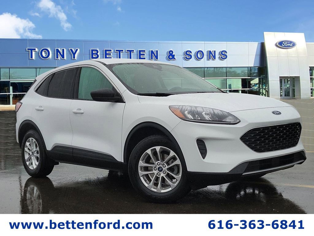 Certified 2022 Ford Escape SE w/ Convenience Package AWD/4WD image 1
