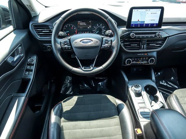 Certified 2022 Ford Escape SEL w/ SEL Stealth AWD Package image 16